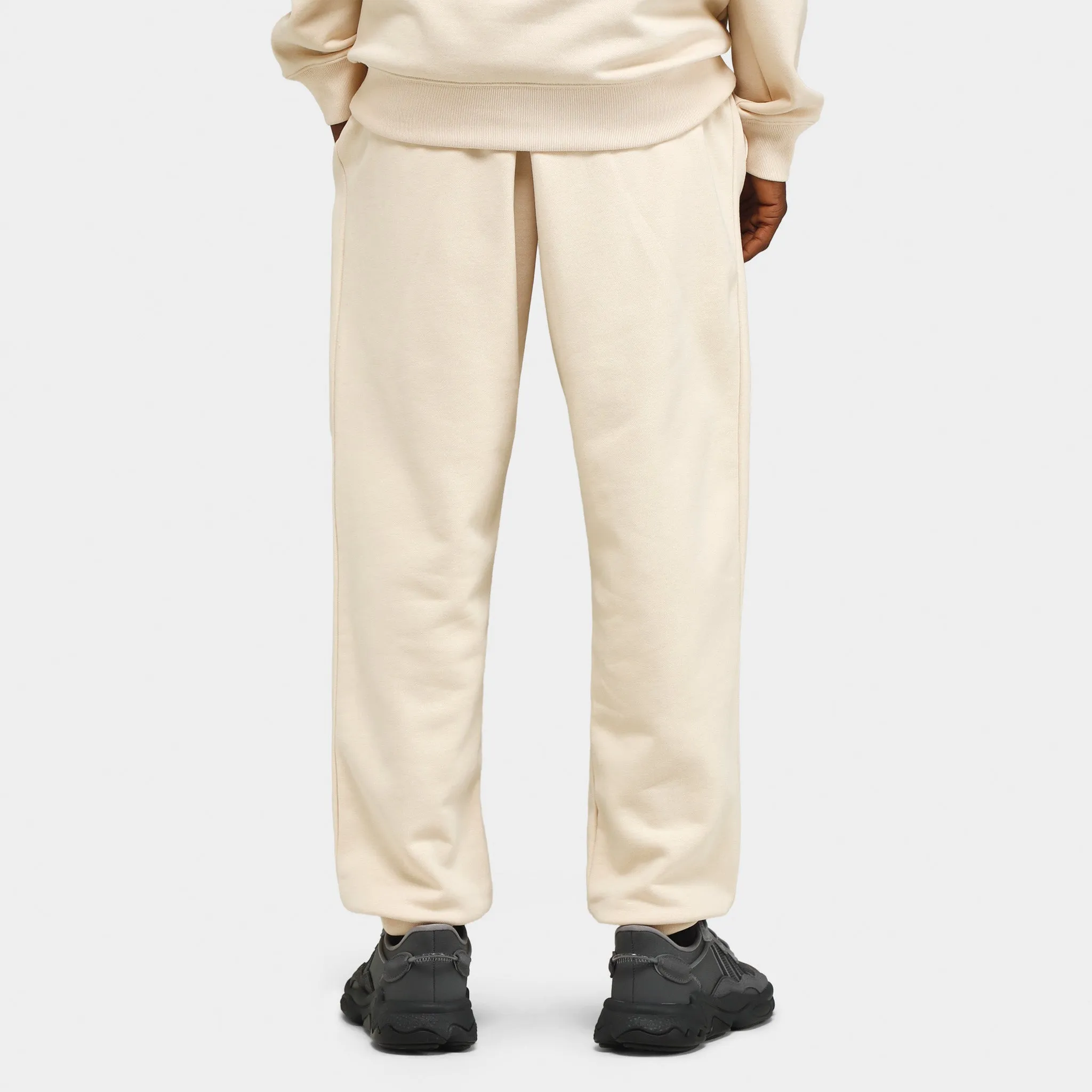 adidas Originals Varsity Sweatpants / Sand Strata