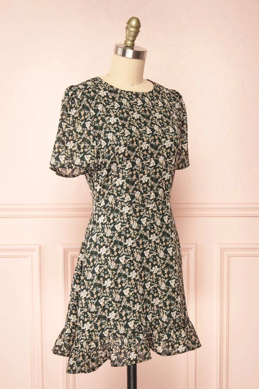 Atawa | Short Sleeve Green Floral Dress