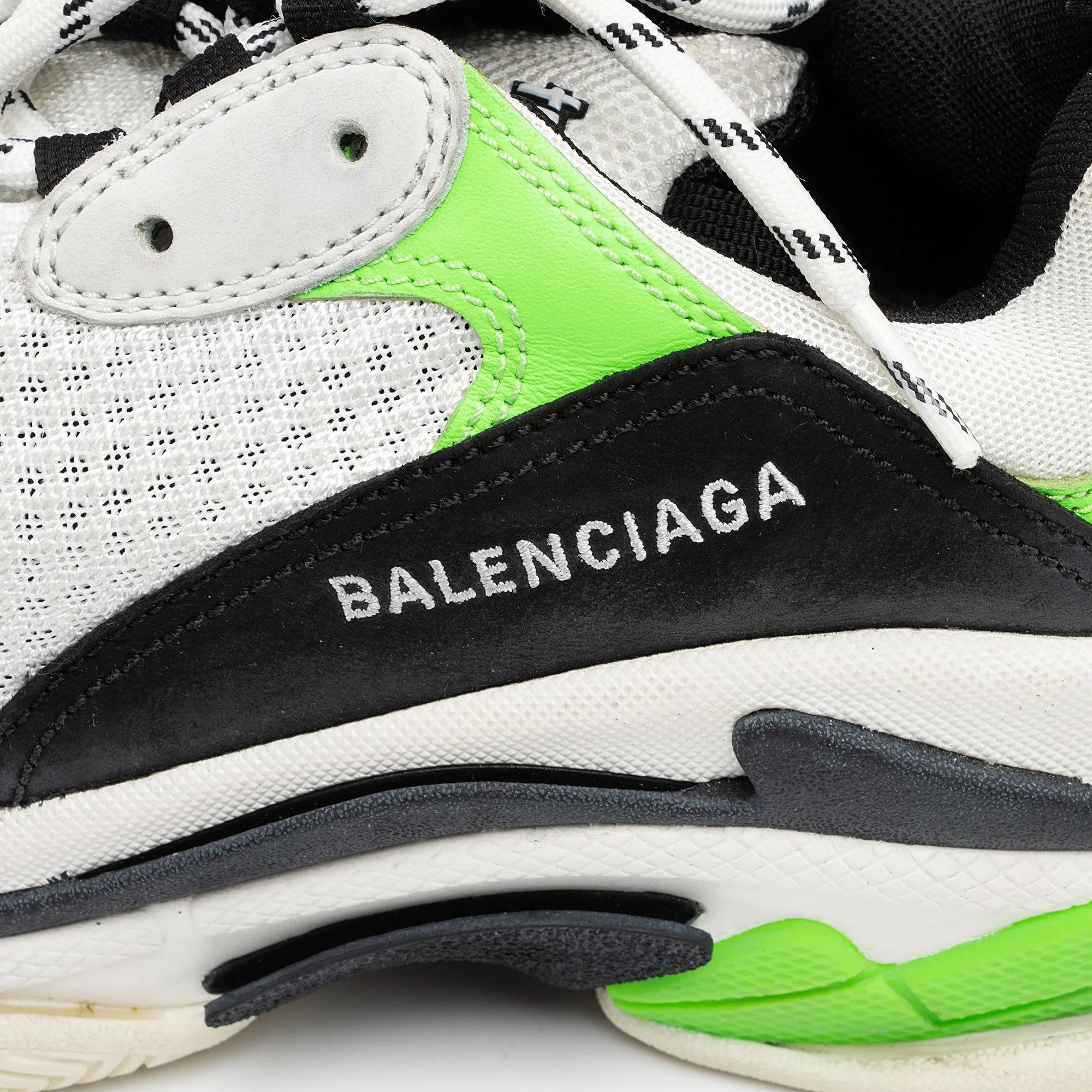 Balenciaga Calfskin Mesh Triple S Sneakers - Size 10 / 40 (SHF-kciXy5)