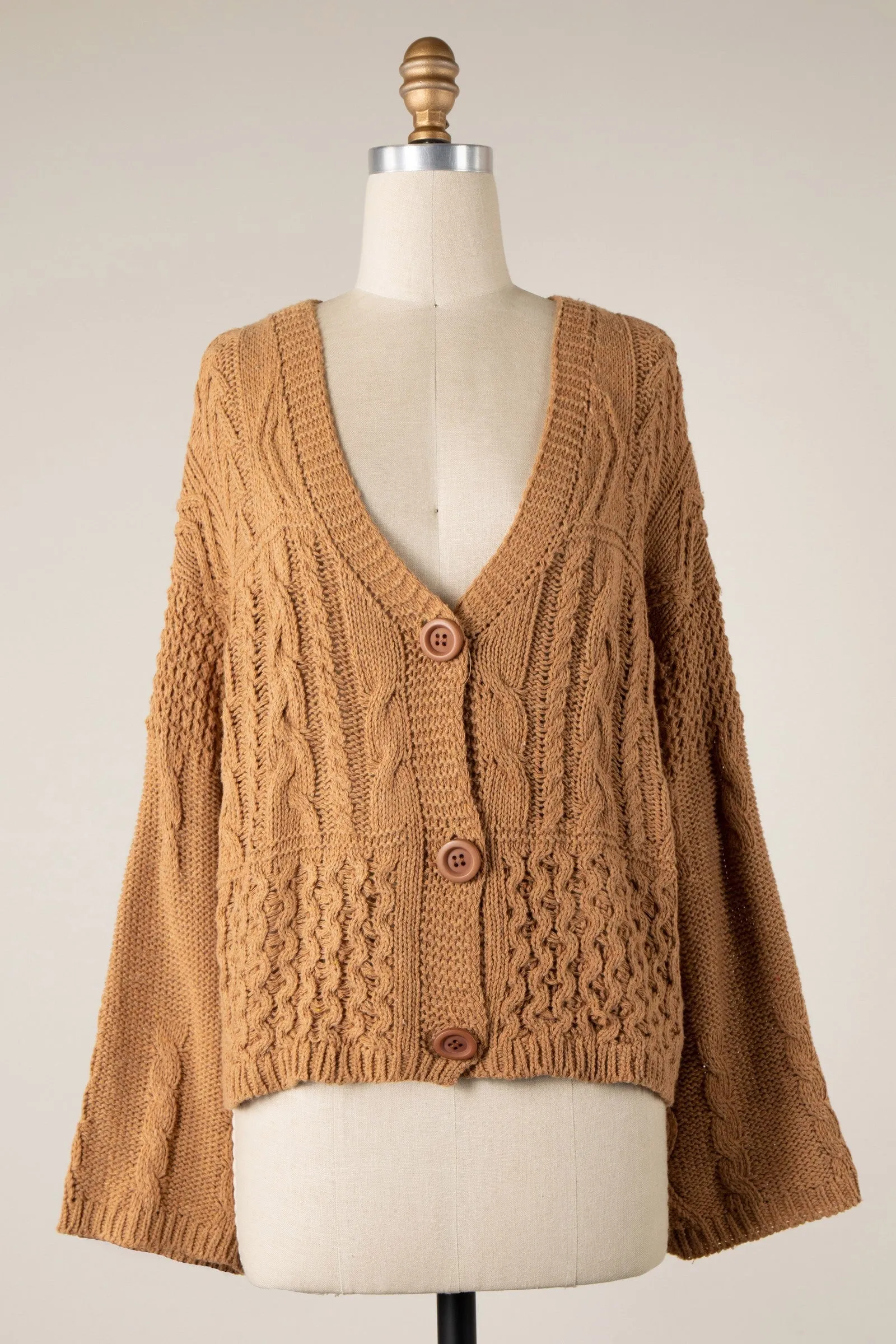 BUTTON DOWN CABLE KNIT CARDIGAN 1 PACK