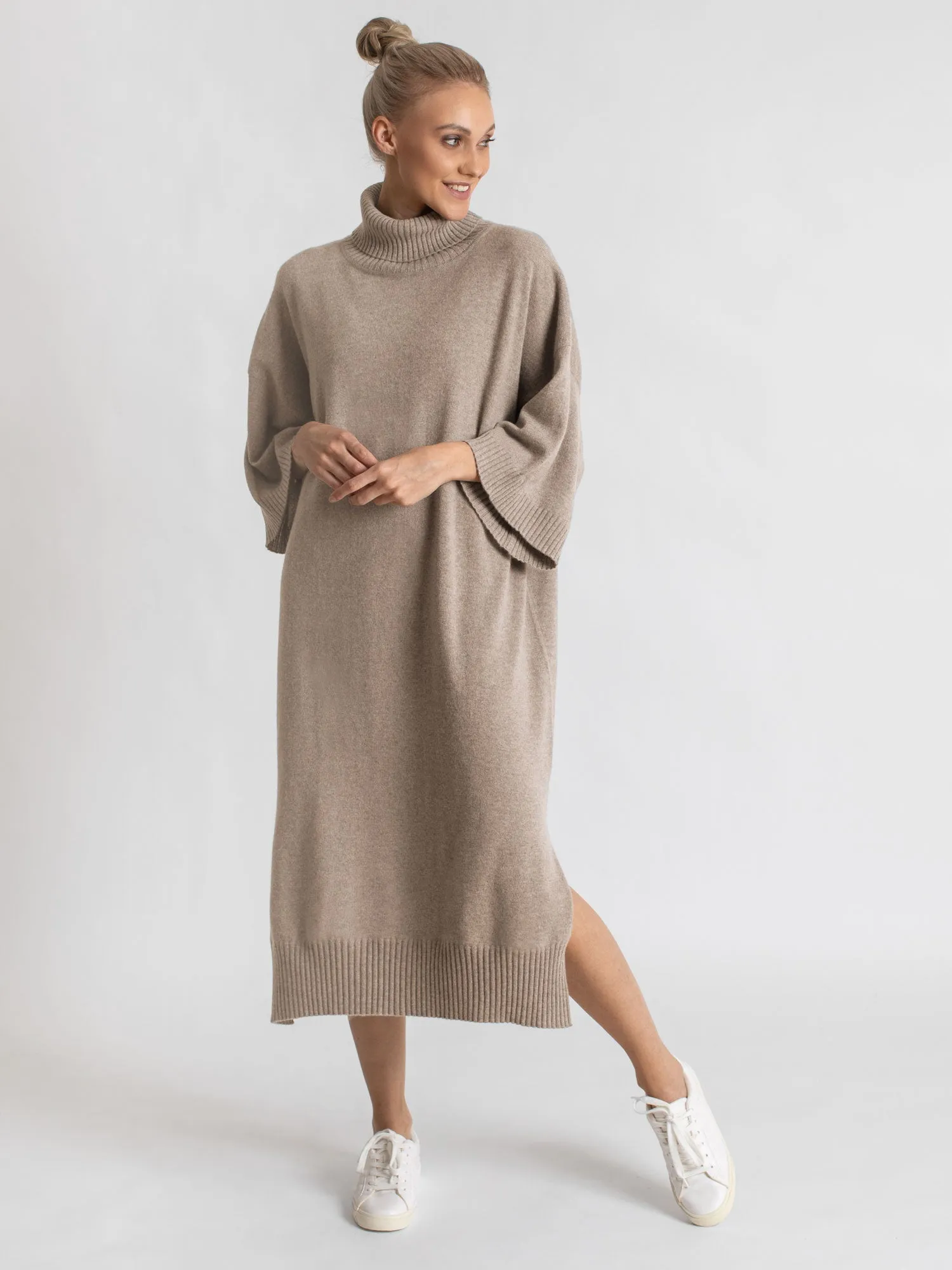 Cashmere dress "Breeze" - toast