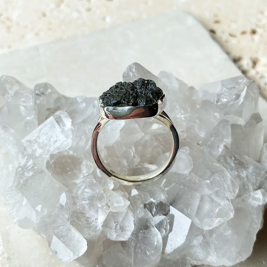 Moldavite Ring - Silver Contour