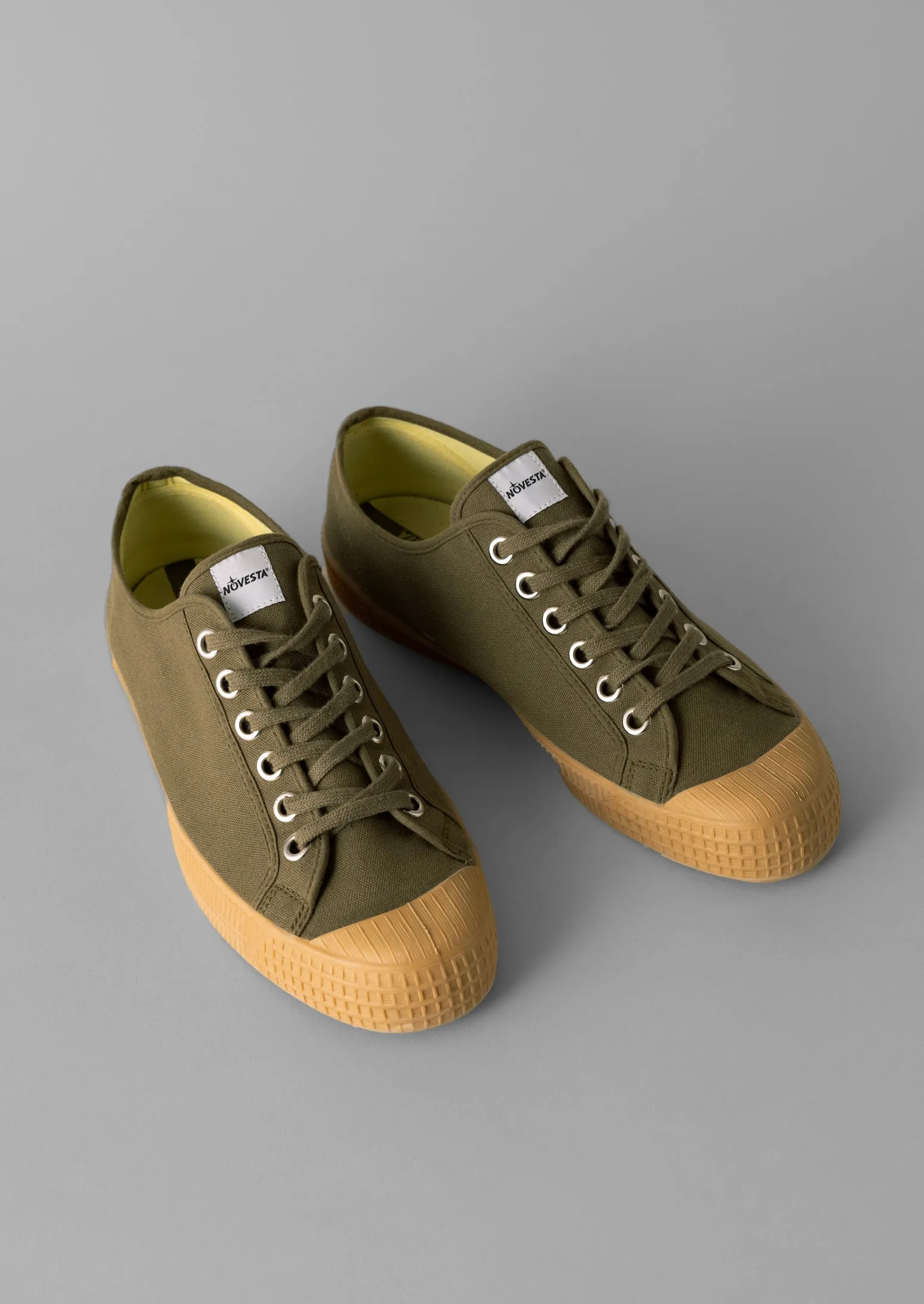 Novesta Star Master Trainers | Olive