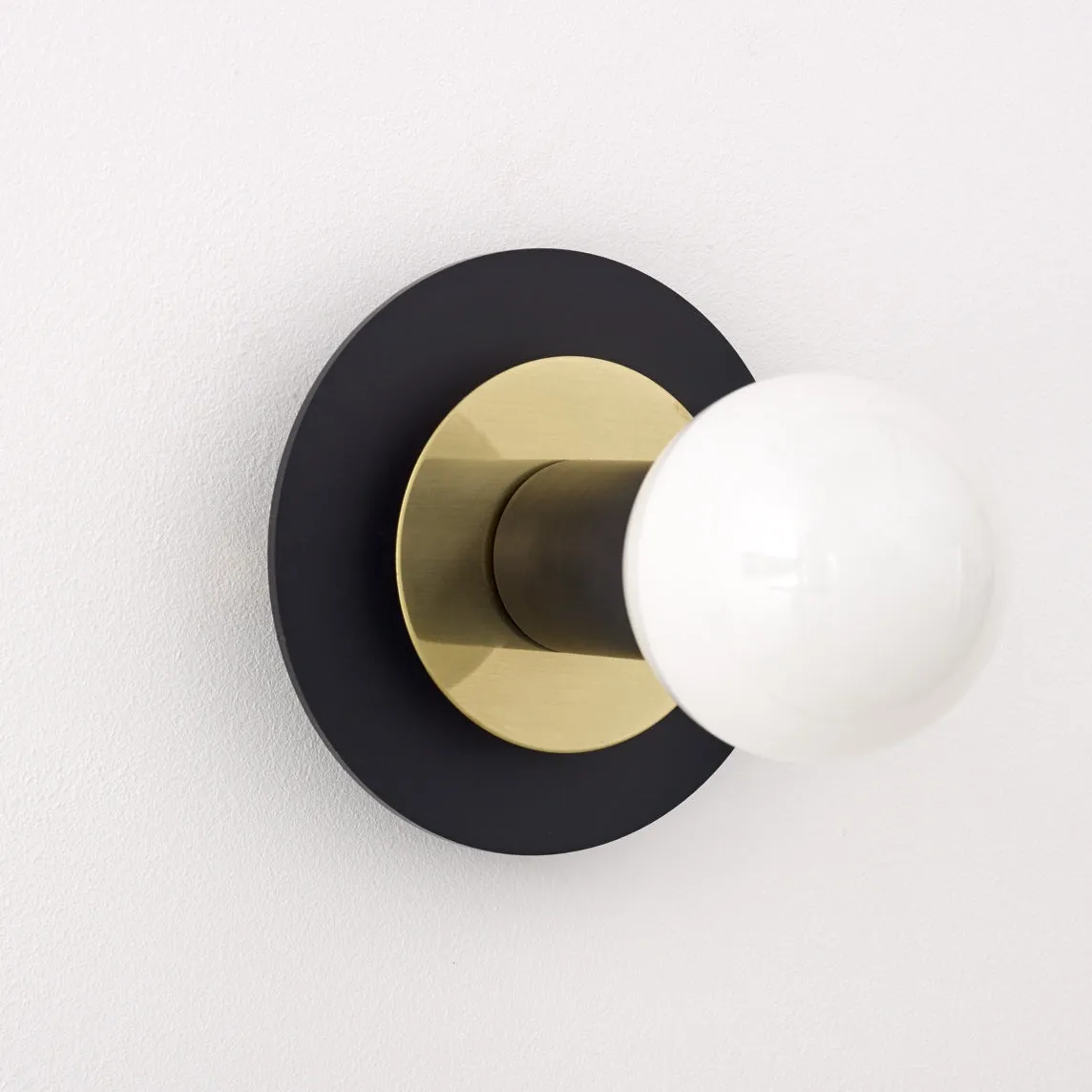 "Aureole" Wall Light - Black with Brass